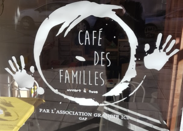 Le Café des Familles