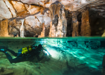 Exploration Sous-marine des Grottes Cosquer