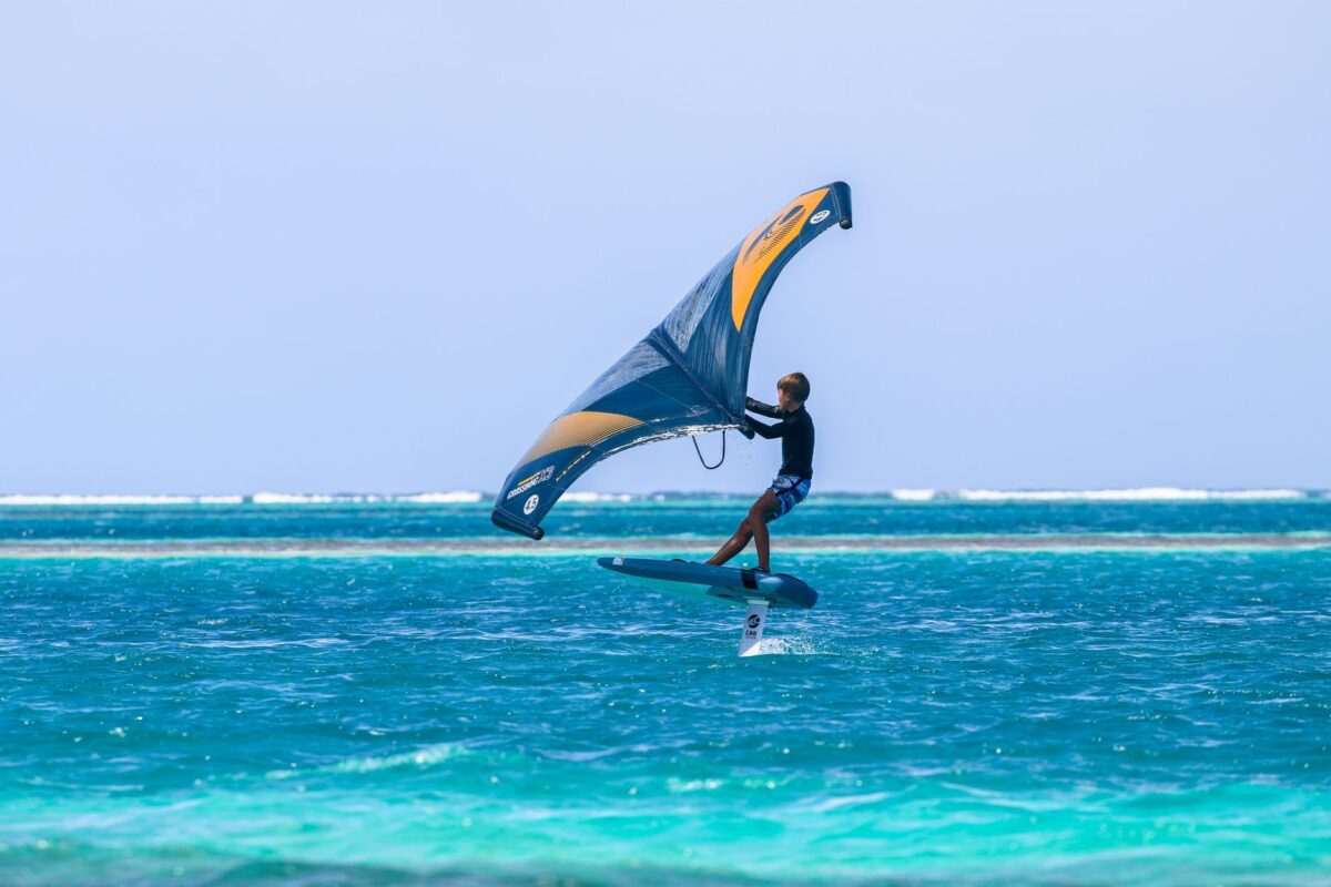 almanarre windsurf spot wingfoil change